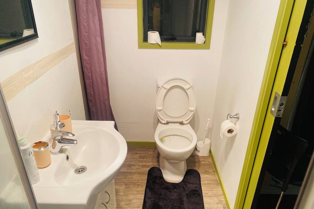 Photo of Bathroom in Te Puke