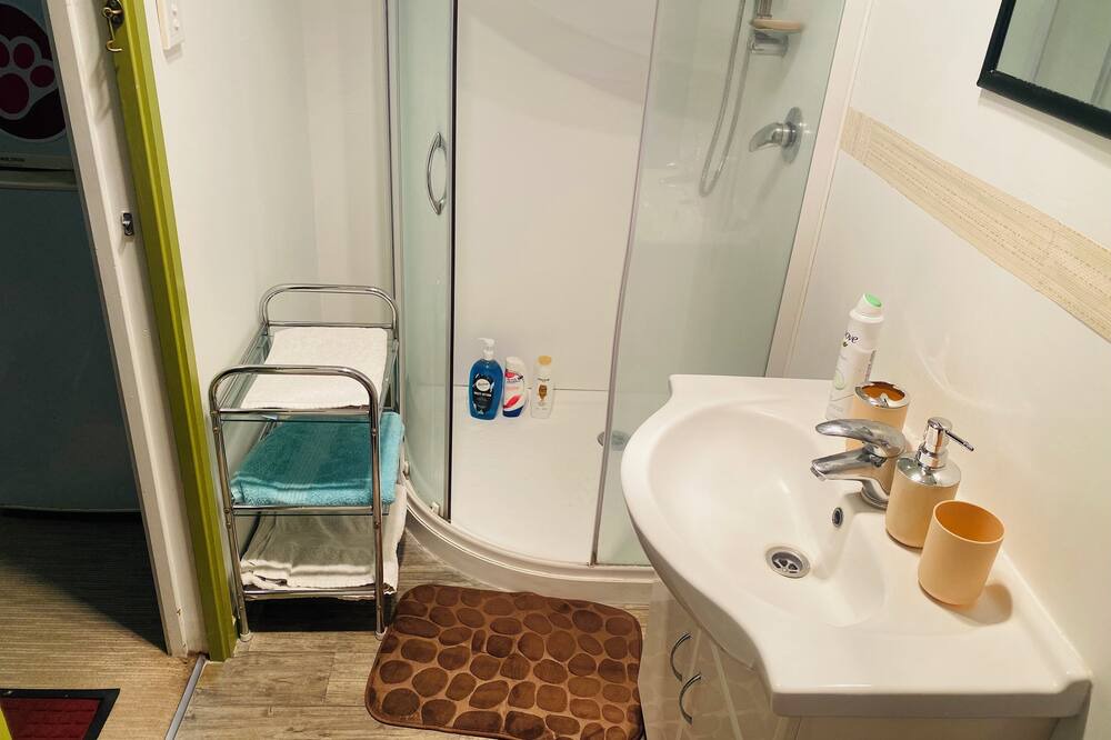 Photo of Bathroom in Te Puke