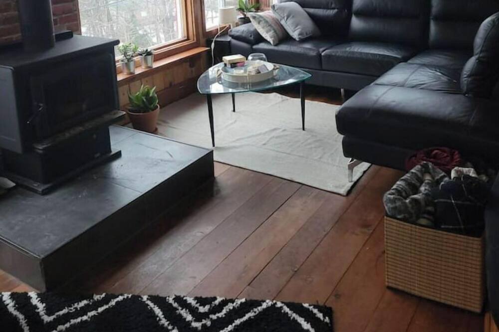 Photo of Livingroom in Saint-Laurent-de-l'ile d'Orleans