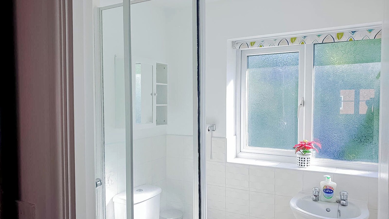 Photo of Bathroom in Broadheath