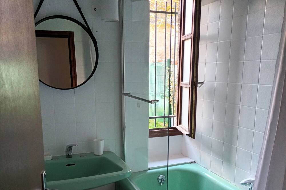 Photo of Bathroom in Vielle-Aure