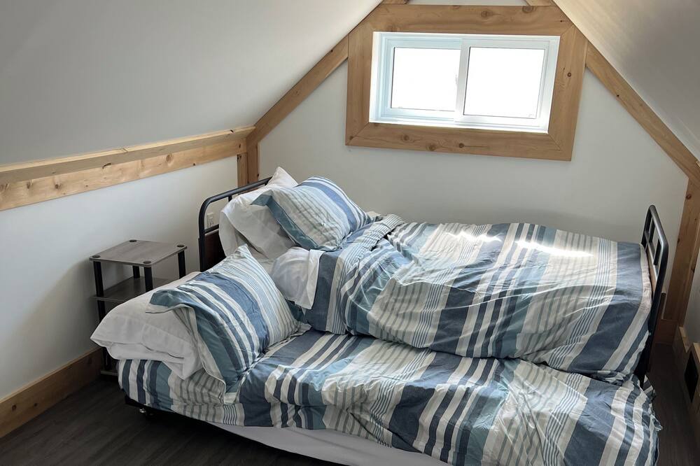 Photo of Bedroom in Manitoulin District
