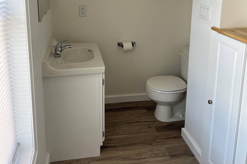 Photo of Bathroom in Manitoulin District