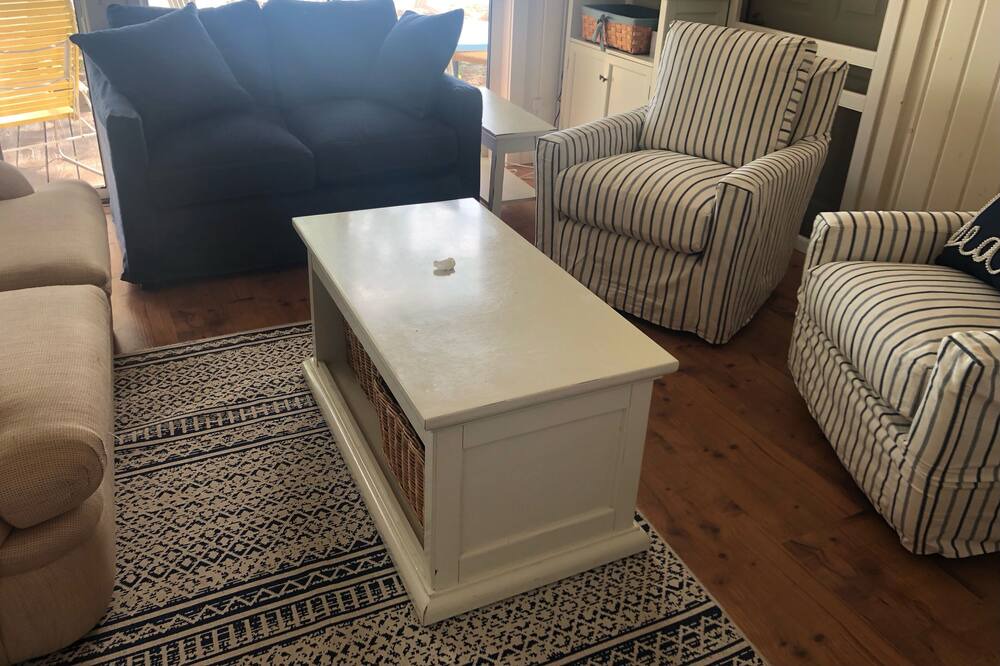 Photo of Livingroom in Northport