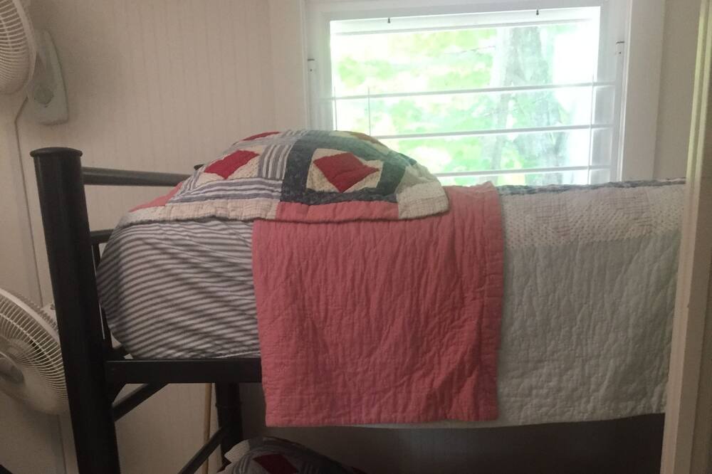 Photo of Bedroom in Northport