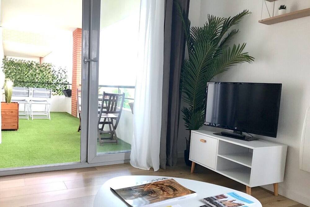 Photo of Livingroom in Fontaine-Bayonne-Cartoucherie