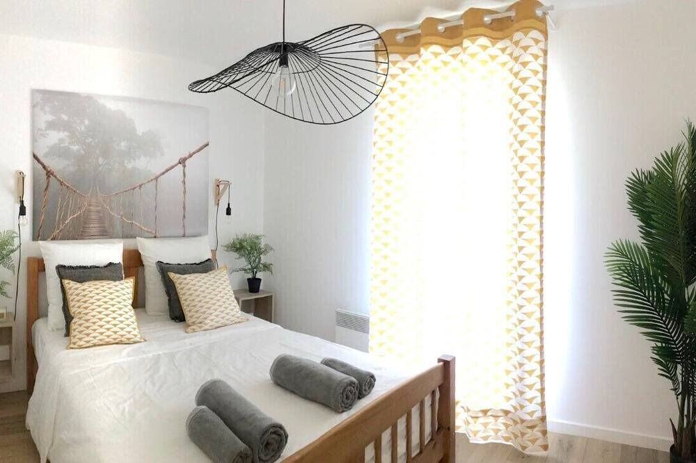Photo of Bedroom in Fontaine-Bayonne-Cartoucherie