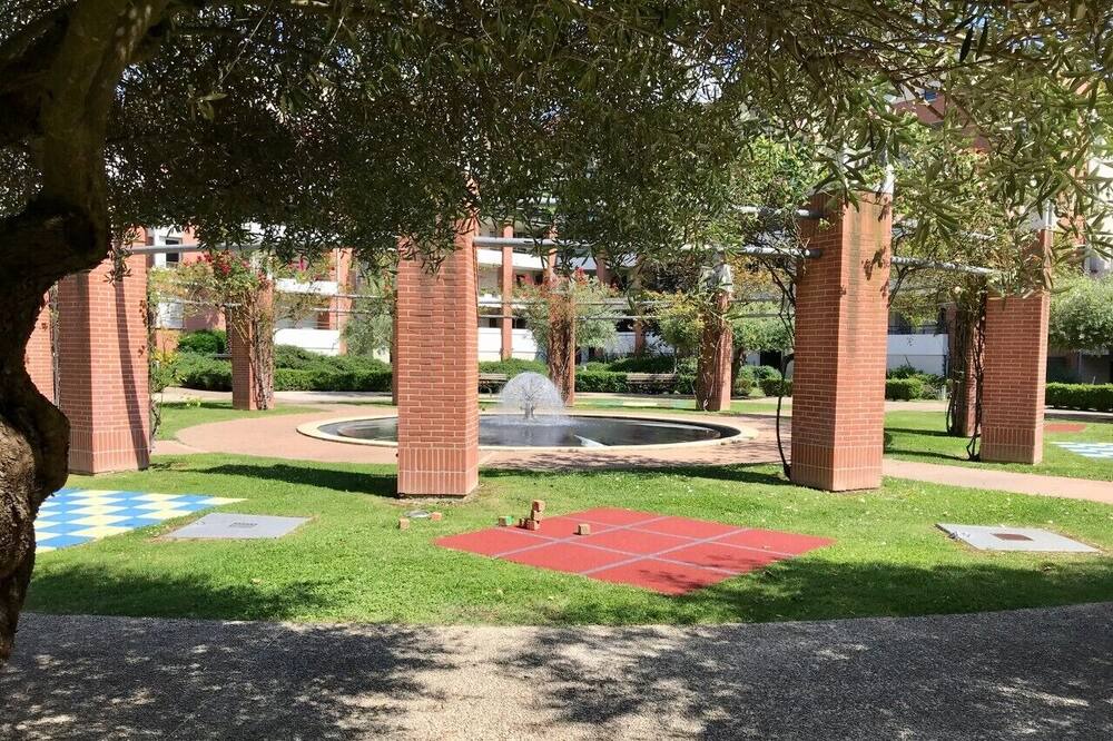 Photo of Outdoor in Fontaine-Bayonne-Cartoucherie