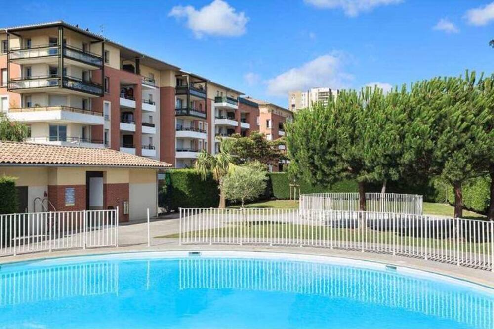 Photo of Outdoor in Fontaine-Bayonne-Cartoucherie