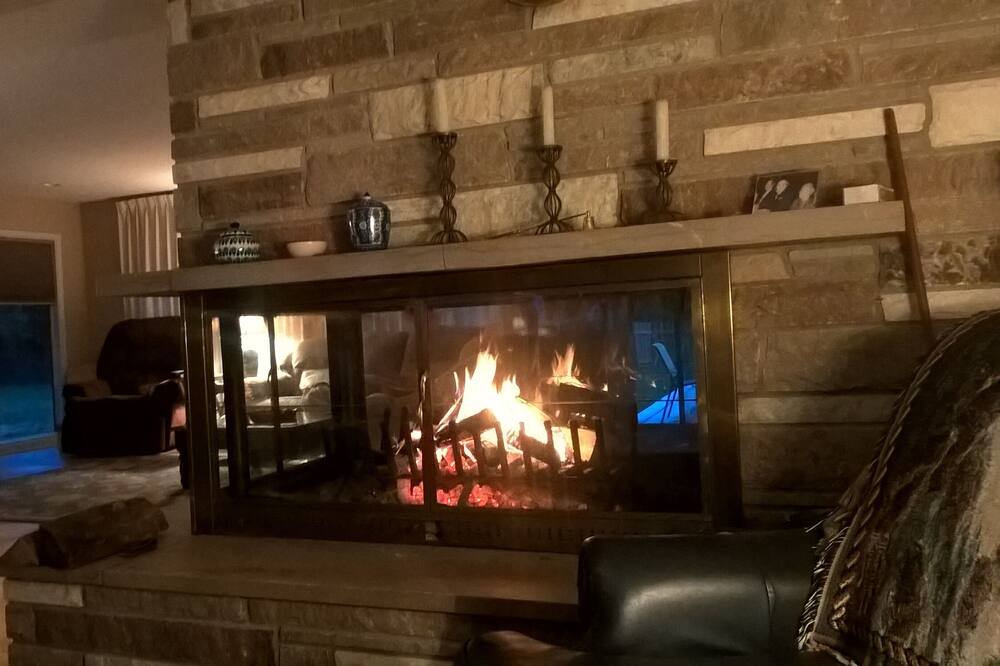 Photo of Livingroom in Canandaigua
