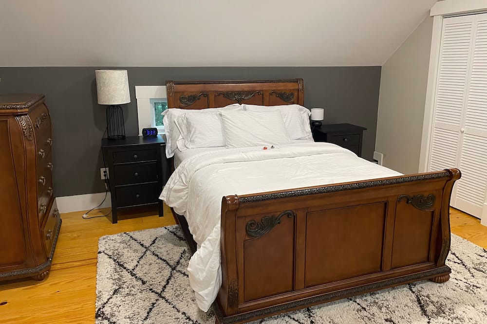 Photo of Bedroom in Tolland