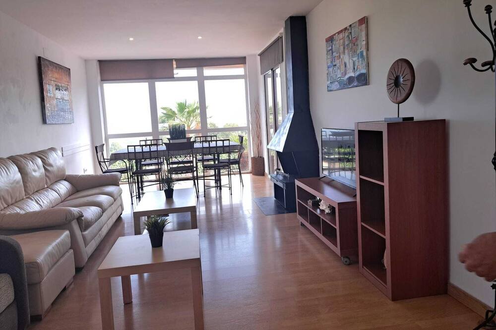 Photo of Livingroom in Riudecanyes