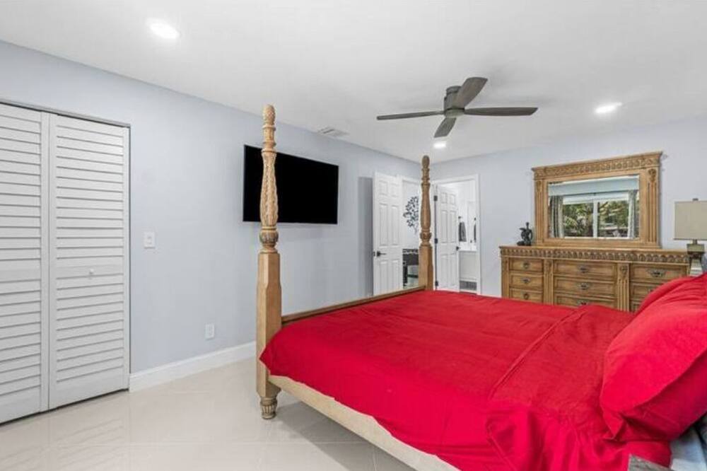 Photo of Bedroom in Hunt Club