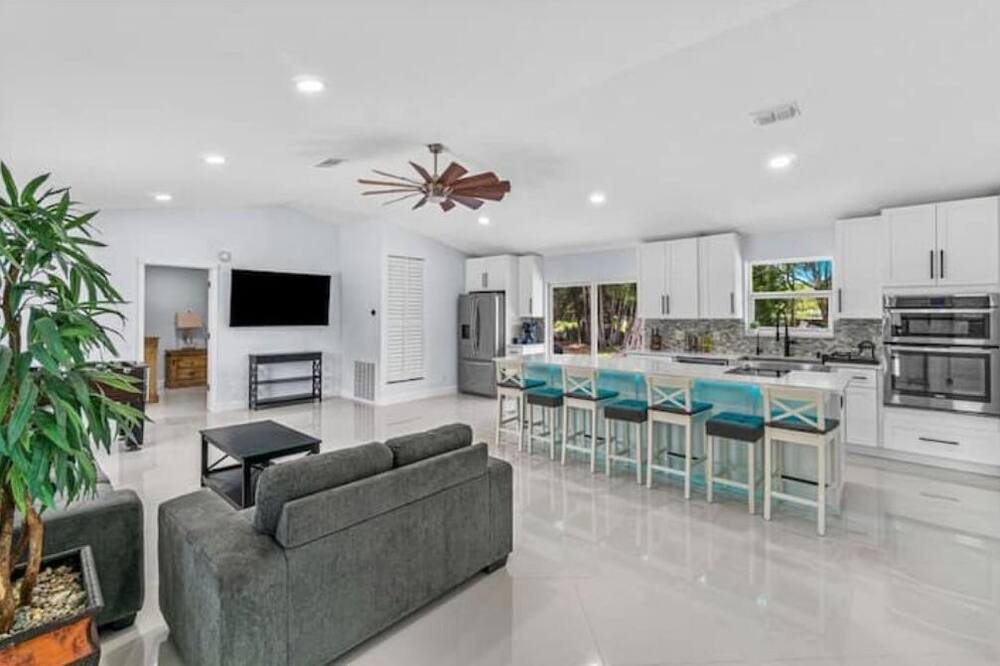 Photo of Kitchen in Hunt Club