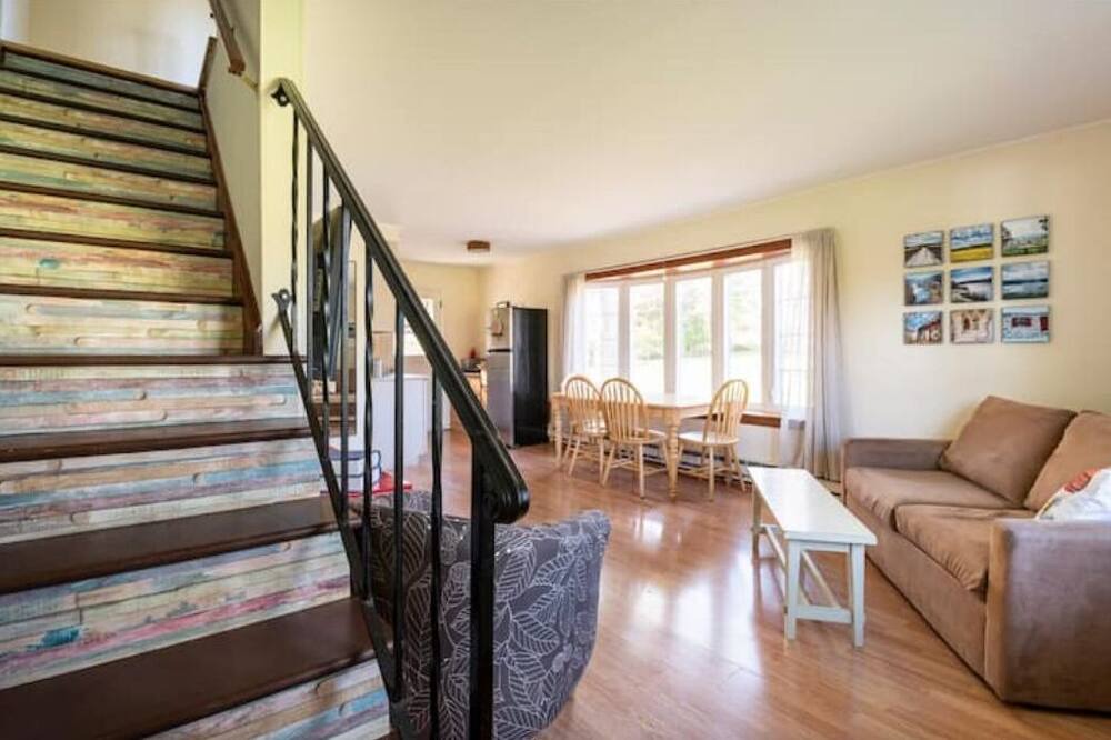 Photo of Livingroom in New Paltz