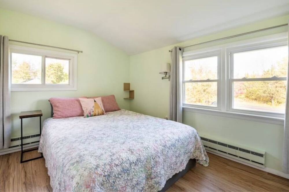 Photo of Bedroom in New Paltz