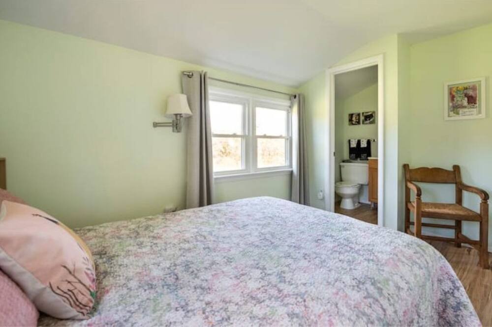 Photo of Bedroom in New Paltz