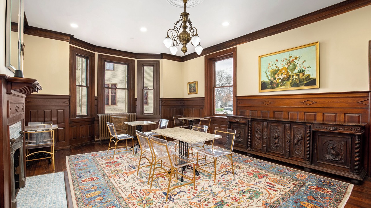 Photo of Livingroom in Winston - Salem