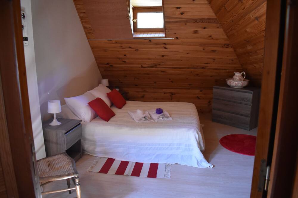 Photo of Bedroom in Cier-de-Luchon