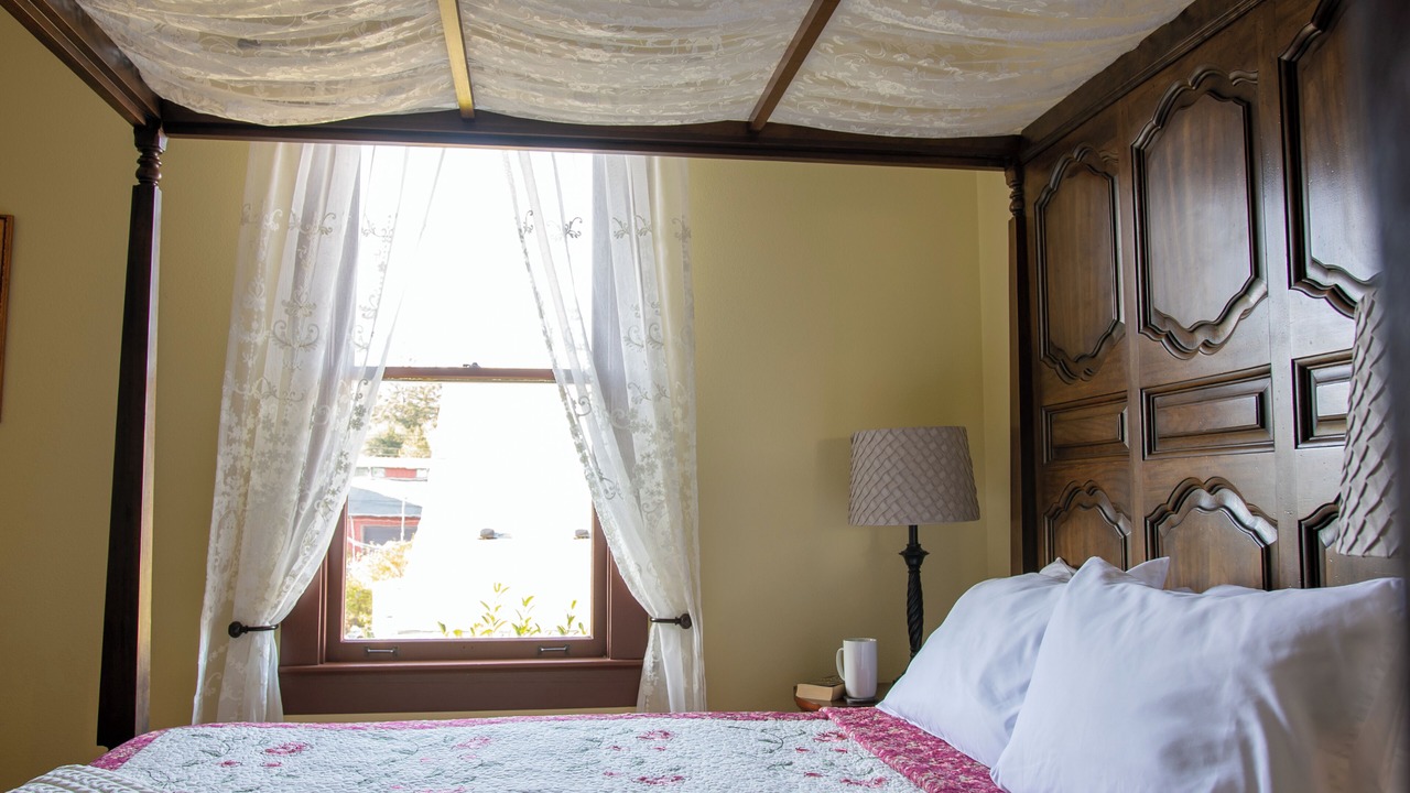 Photo of Bedroom in Ilwaco