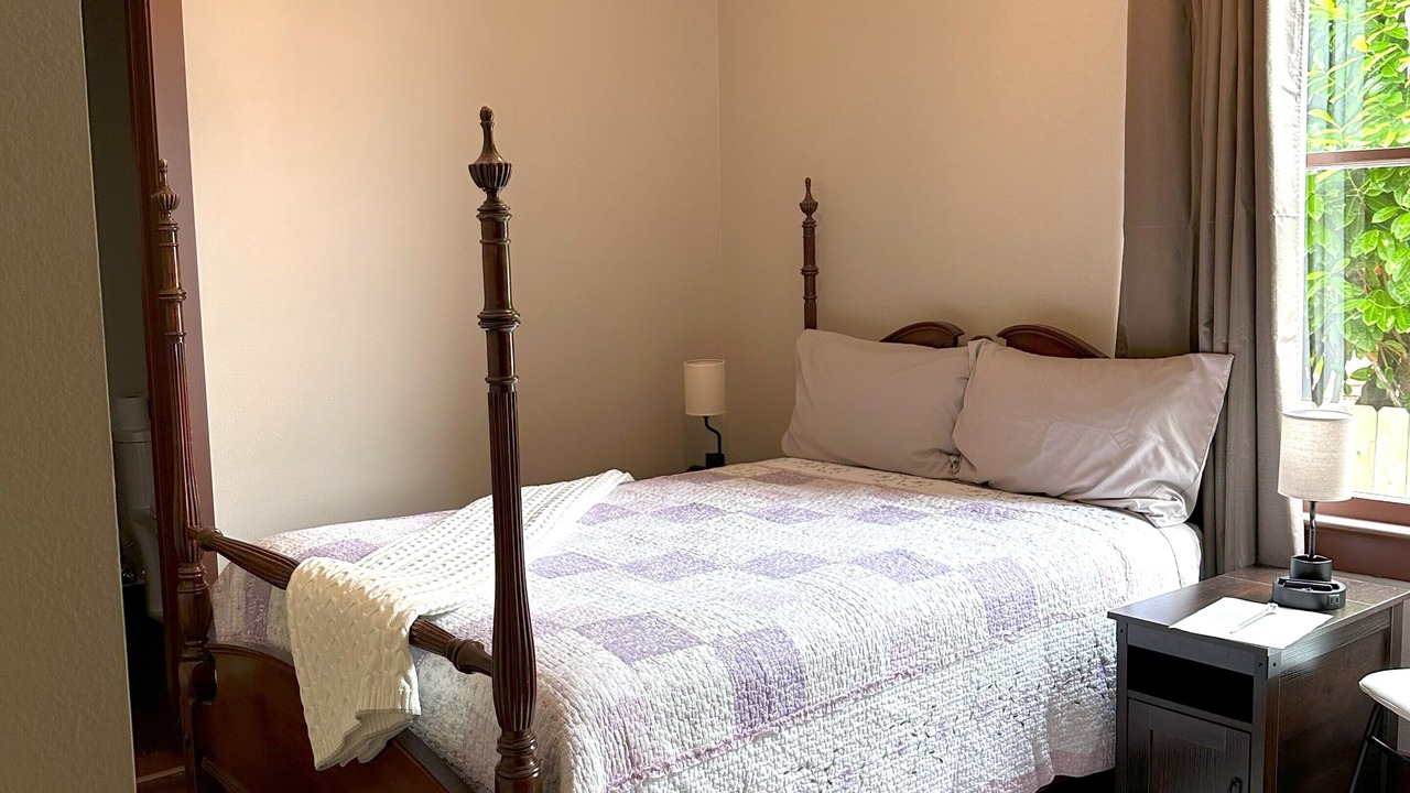 Photo of Bedroom in Ilwaco