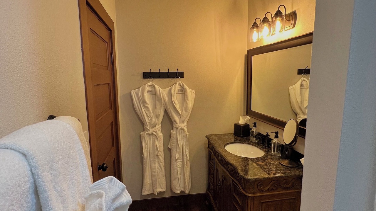 Photo of Bathroom in Ilwaco