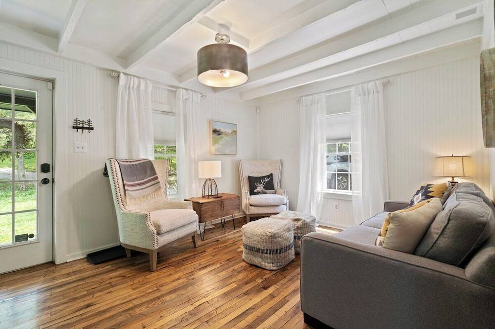 Photo of Bedroom in Versailles
