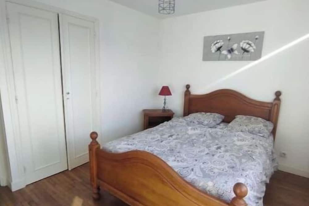 Photo of Bedroom in Montier-en-Der
