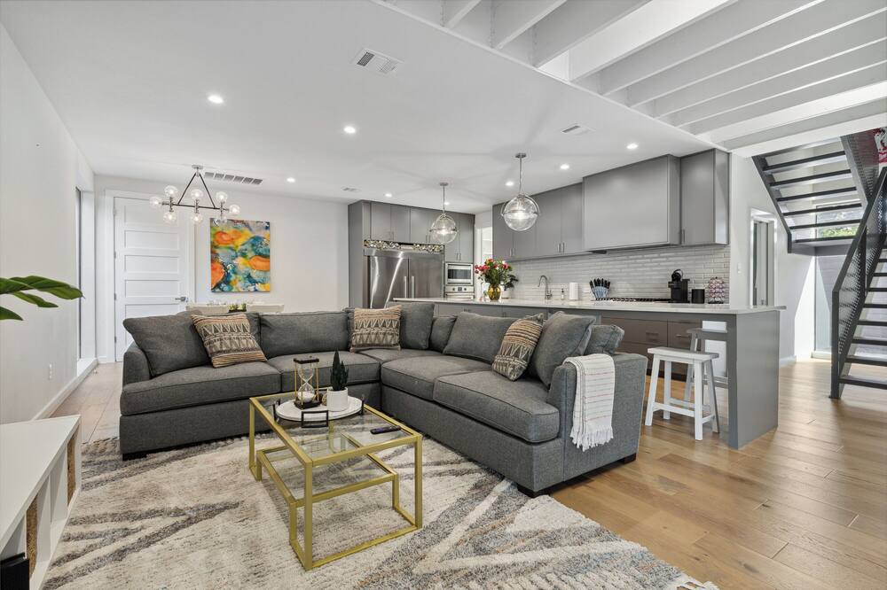 Photo of Livingroom in Old East Dallas