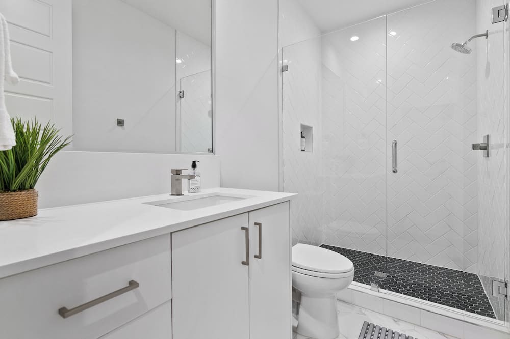 Photo of Bathroom in Old East Dallas
