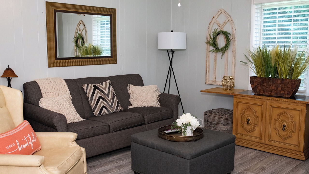 Photo of Livingroom in Forest City
