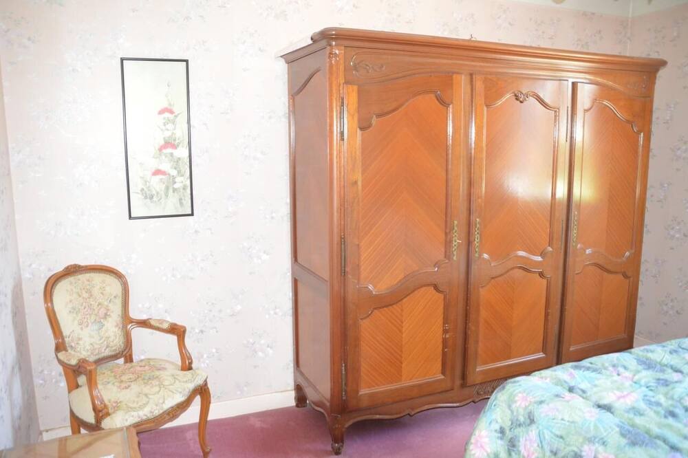 Photo of Bedroom in Azereix
