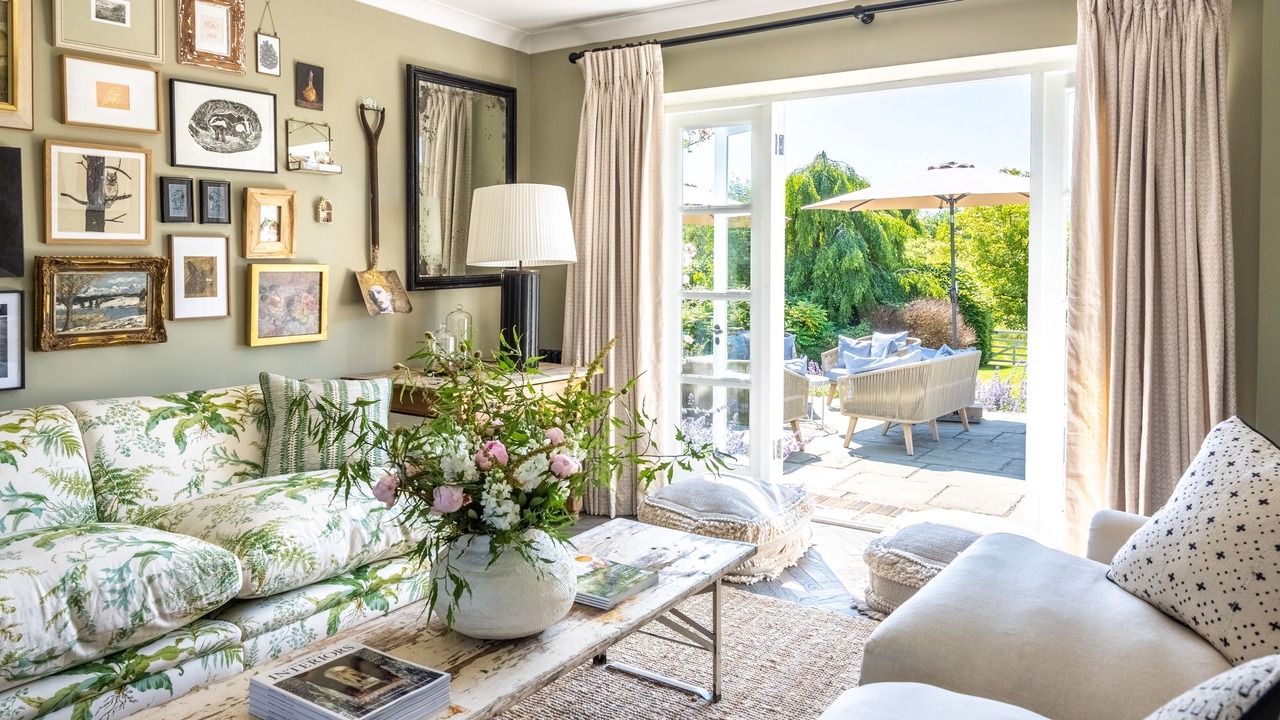 Photo of Livingroom in Sudbury