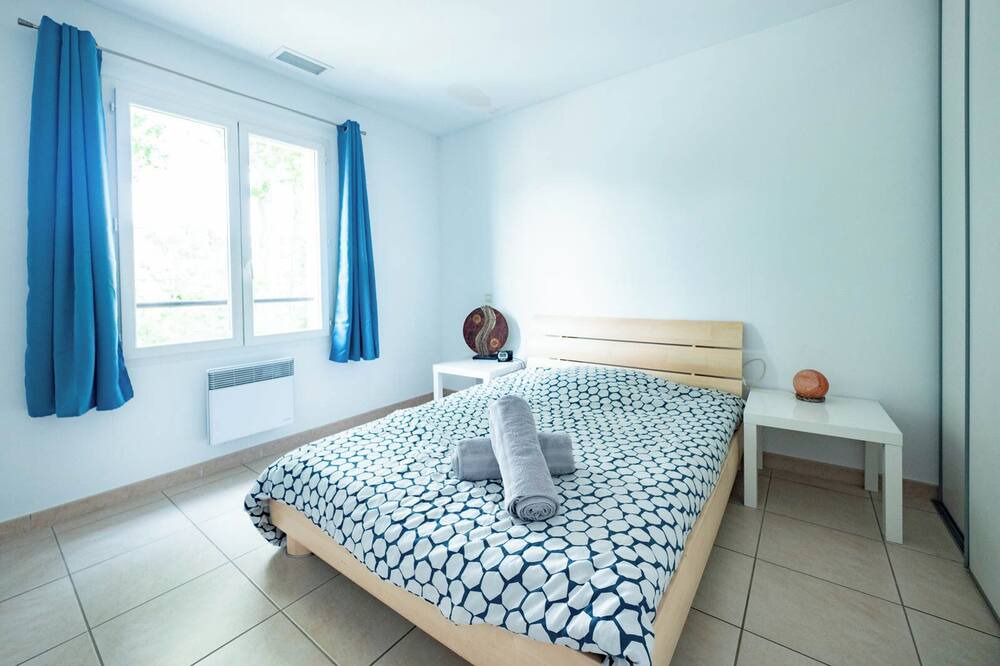 Photo of Bedroom in Saint-Paul-et-Valmalle