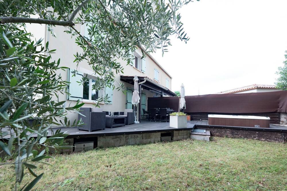 Photo of Outdoor in Saint-Paul-et-Valmalle