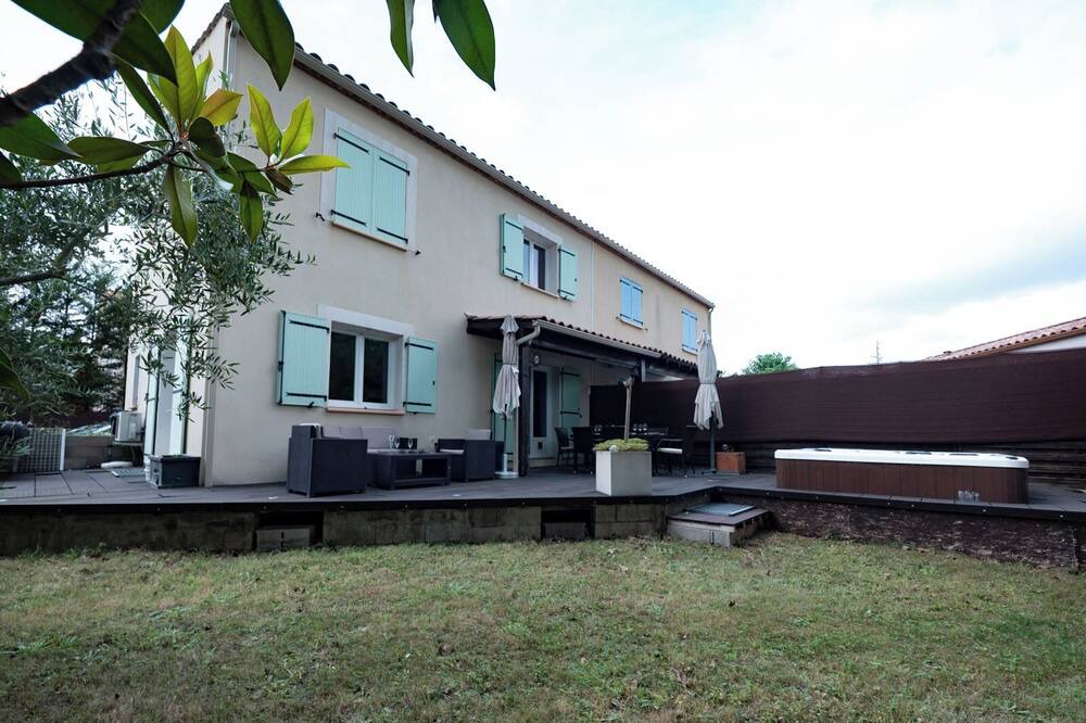 Photo of Outdoor in Saint-Paul-et-Valmalle