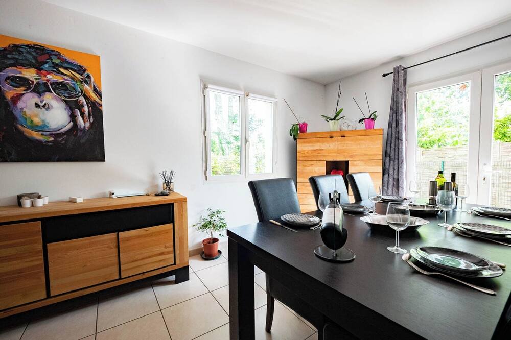 Photo of Kitchen in Saint-Paul-et-Valmalle