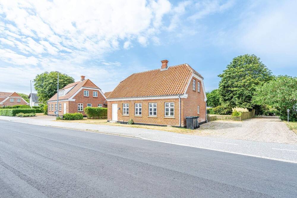 Photo of Outdoor in Henne