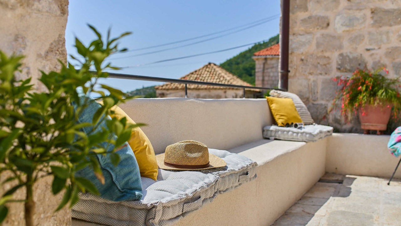 Photo of Patio Balcony in Brsecine