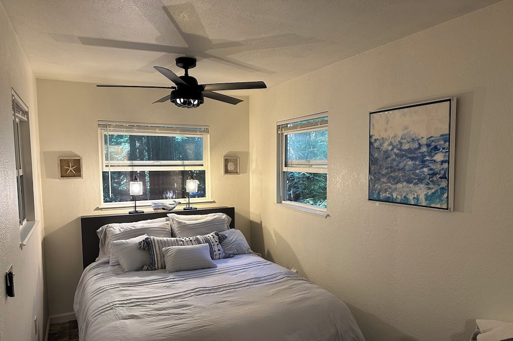 Photo of Bedroom in Ben Lomond