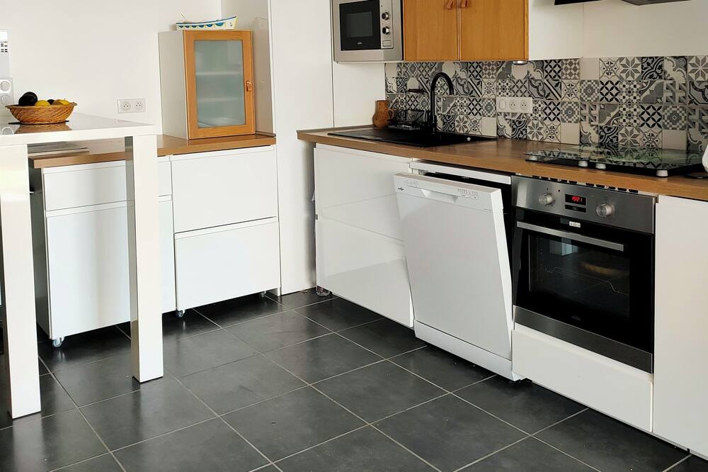 Photo of Kitchen in Saintes-Maries-de-la-Mer
