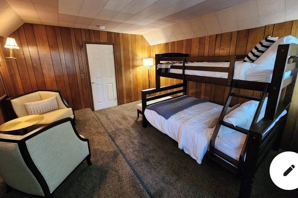 Photo of Bedroom in Big Bear City