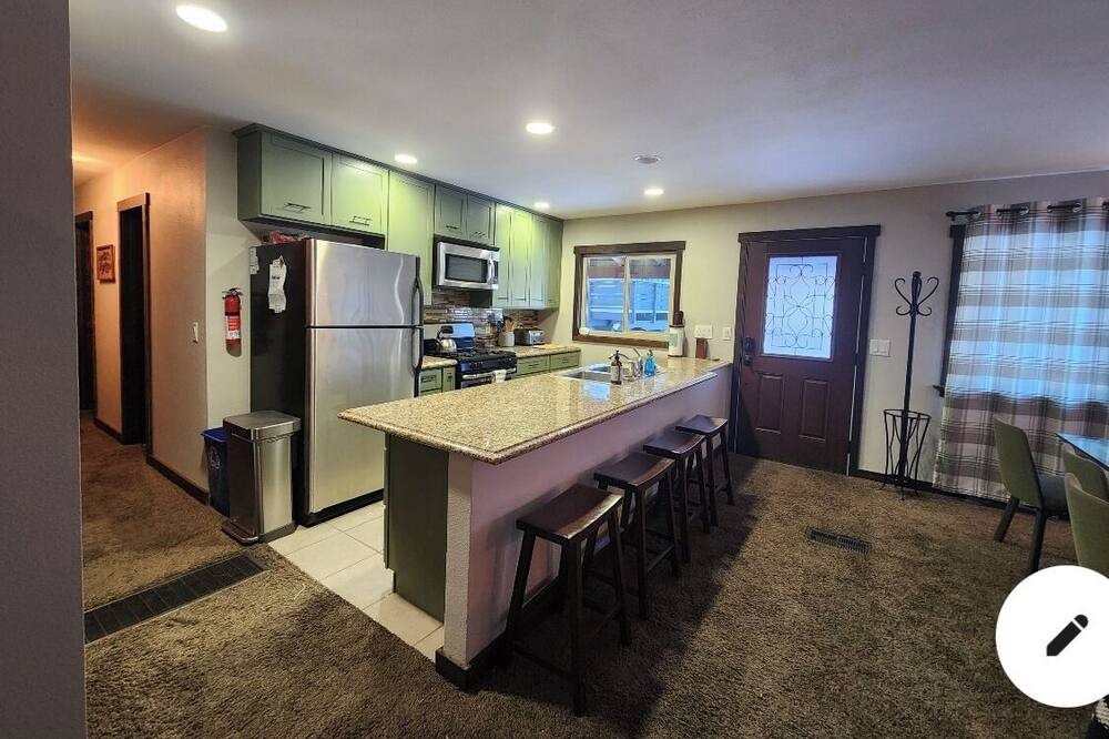 Photo of Kitchen in Big Bear City