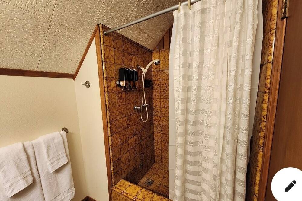 Photo of Bathroom in Big Bear City
