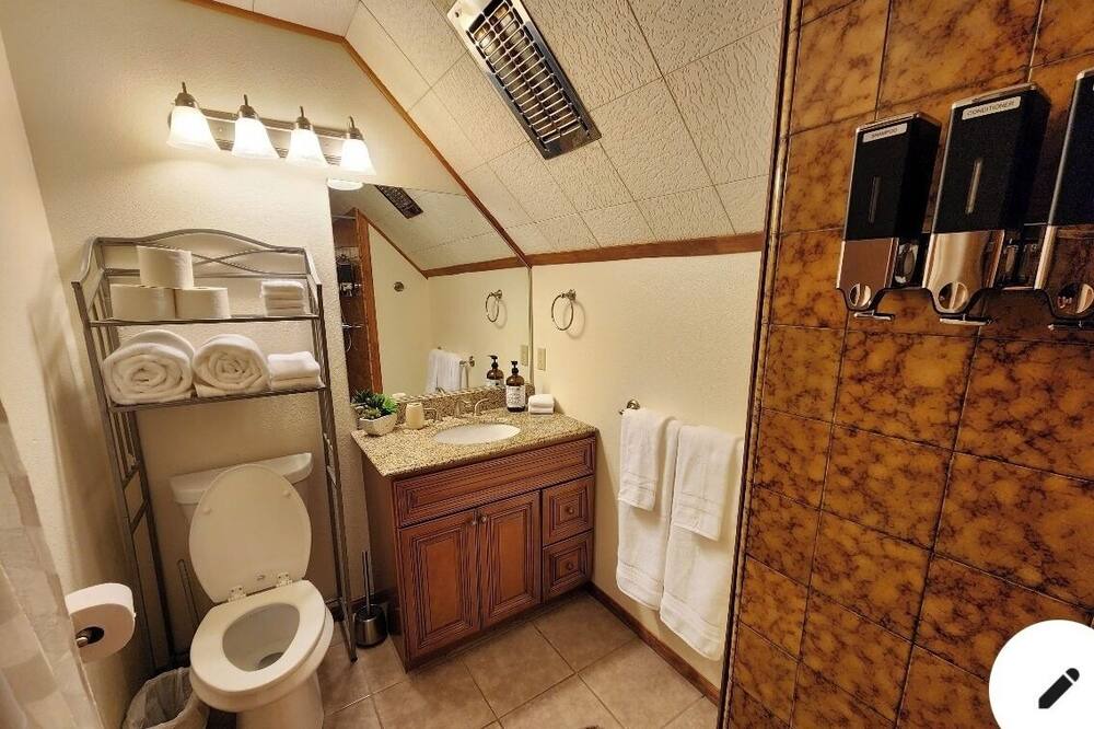 Photo of Bathroom in Big Bear City