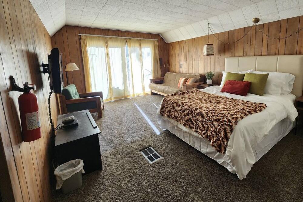 Photo of Bedroom in Big Bear City