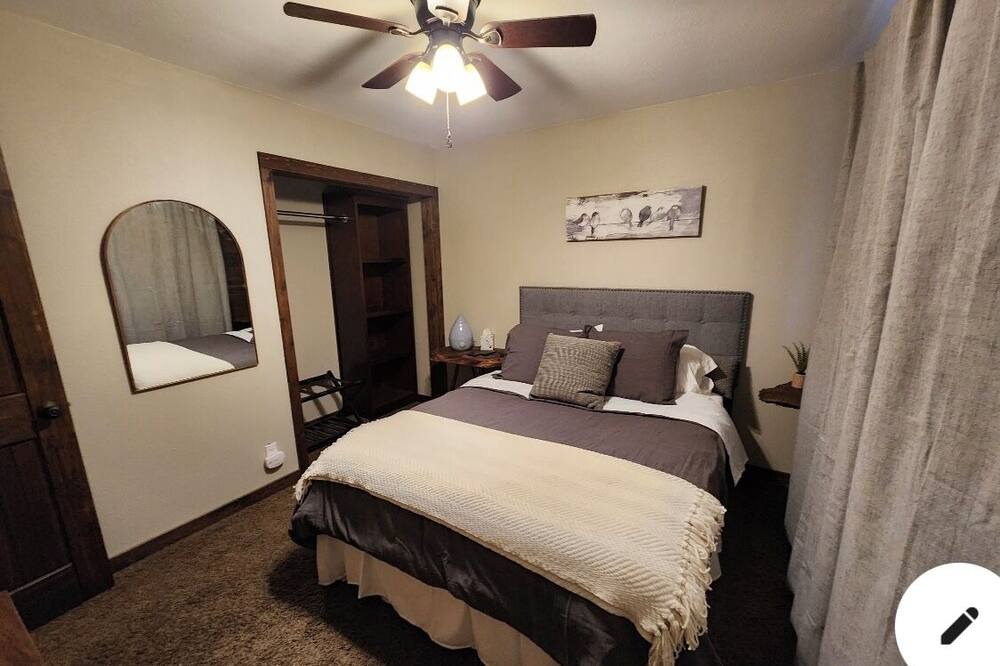 Photo of Bedroom in Big Bear City