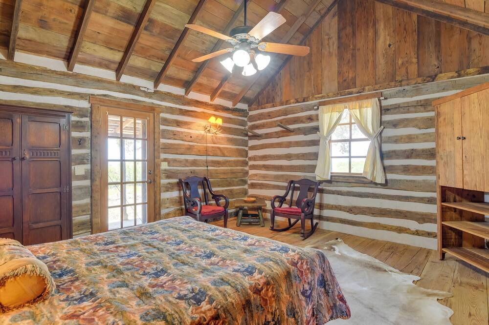 Photo of Bedroom in Dennis