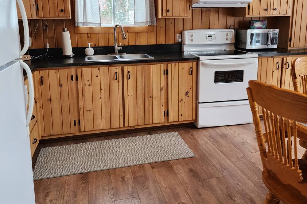 Photo of Kitchen in Chertsey
