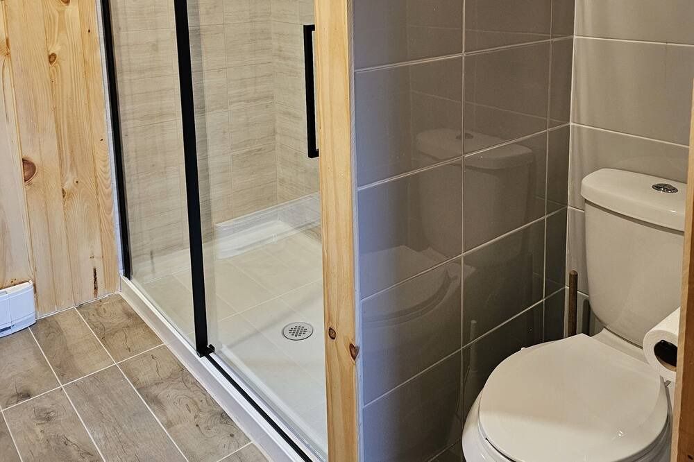 Photo of Bathroom in Chertsey